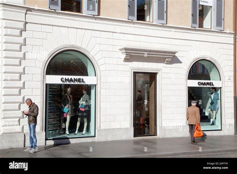 chanel store rome